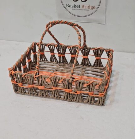 Basket rafiya